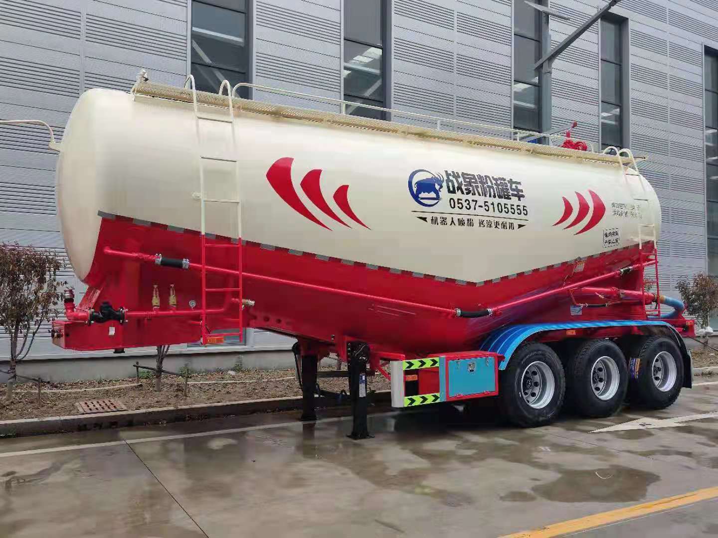  水泥罐車(chē)廠家