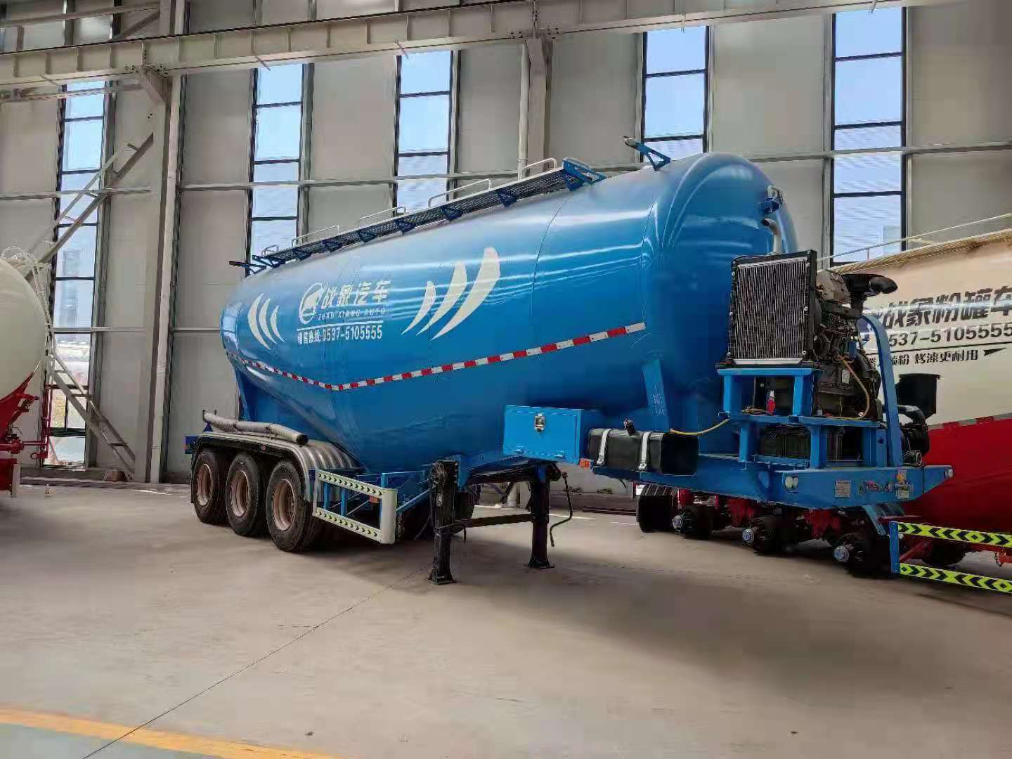 山東水泥罐車(chē)